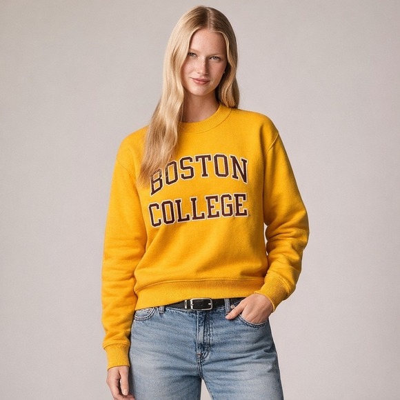 Champion Tops - Champion VINTAGE Yellow/Gold/Red Boston College Sweatshirt